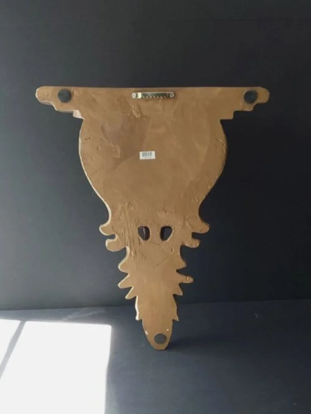 Acanthus Leaf Resin Wall Shelve 18